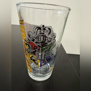 Harry Potter Hogwarts Crest Glass
